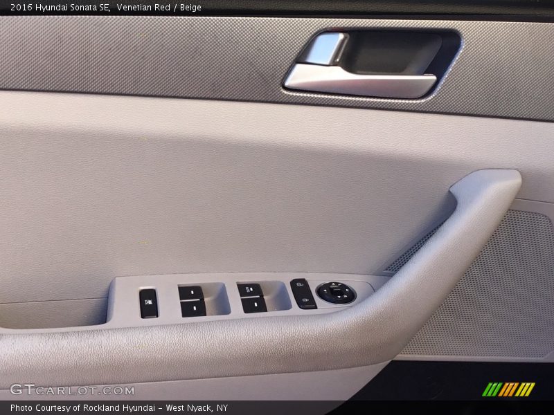 Venetian Red / Beige 2016 Hyundai Sonata SE