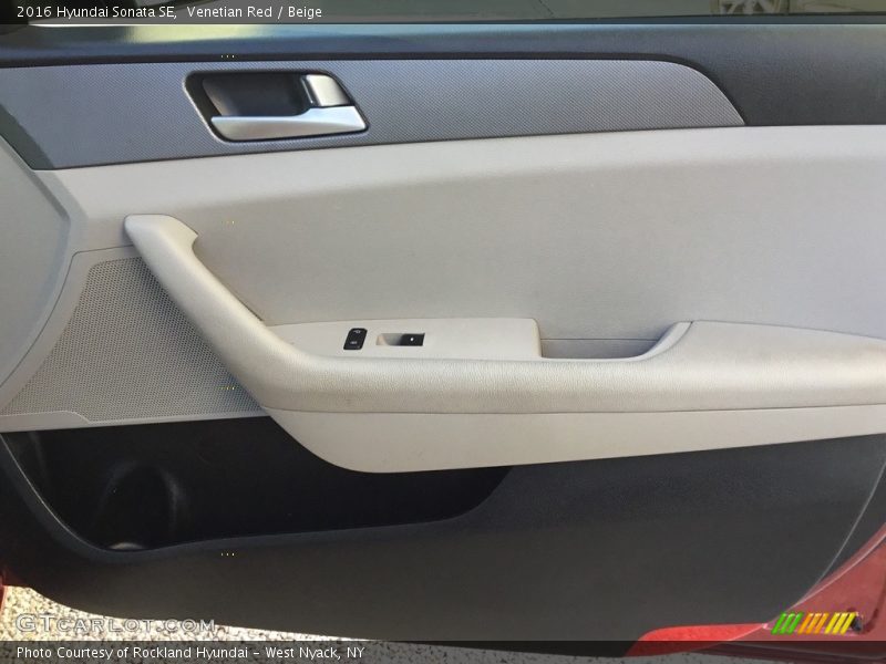 Venetian Red / Beige 2016 Hyundai Sonata SE