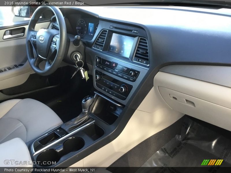 Venetian Red / Beige 2016 Hyundai Sonata SE