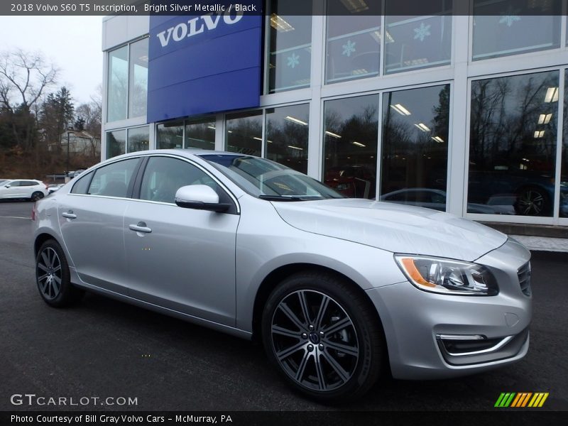 Front 3/4 View of 2018 S60 T5 Inscription