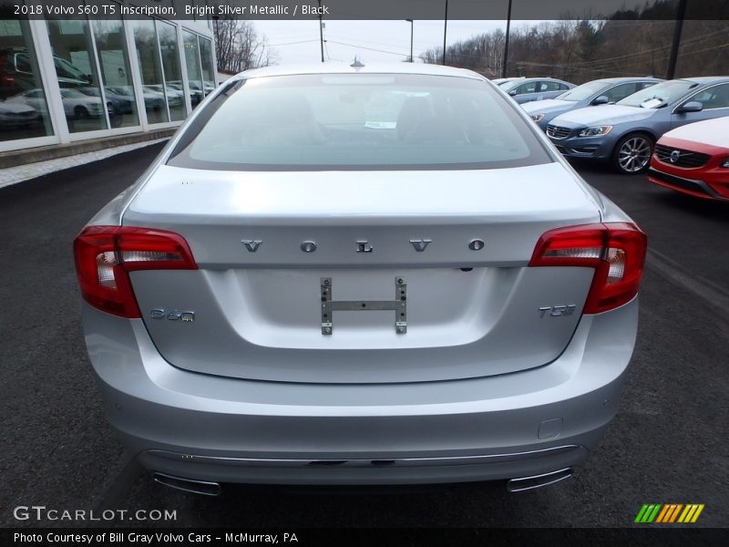 Bright Silver Metallic / Black 2018 Volvo S60 T5 Inscription