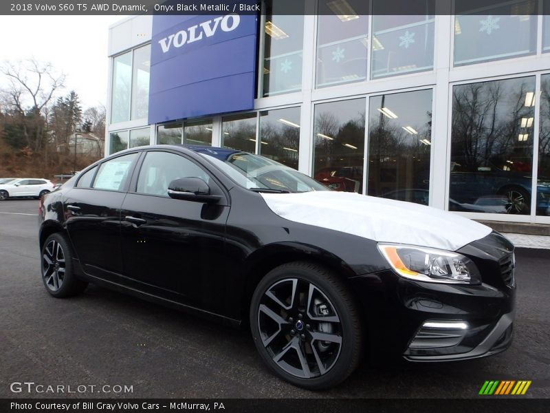 Front 3/4 View of 2018 S60 T5 AWD Dynamic