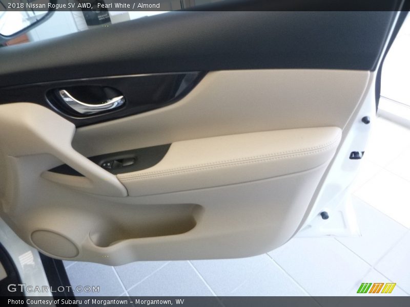 Pearl White / Almond 2018 Nissan Rogue SV AWD