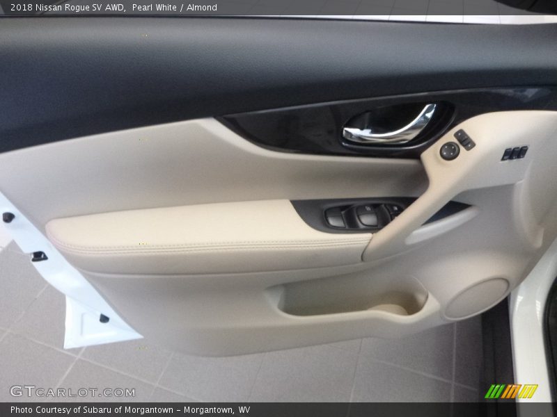 Pearl White / Almond 2018 Nissan Rogue SV AWD