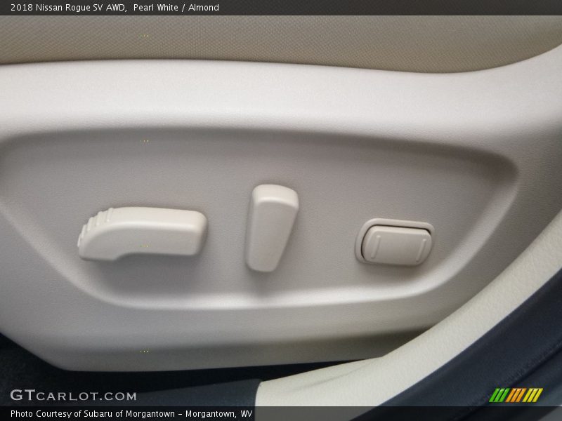 Pearl White / Almond 2018 Nissan Rogue SV AWD