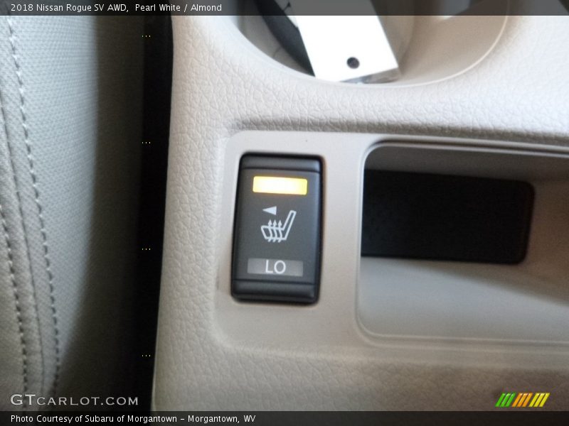 Pearl White / Almond 2018 Nissan Rogue SV AWD