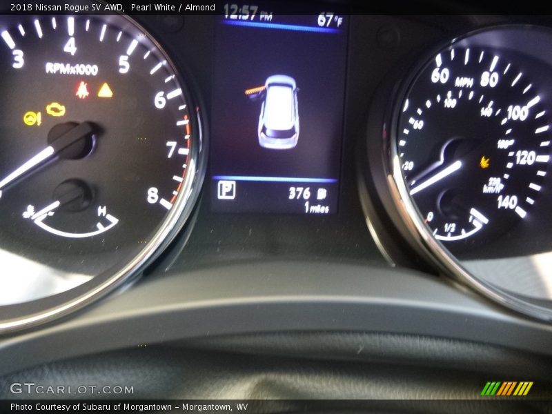 Pearl White / Almond 2018 Nissan Rogue SV AWD