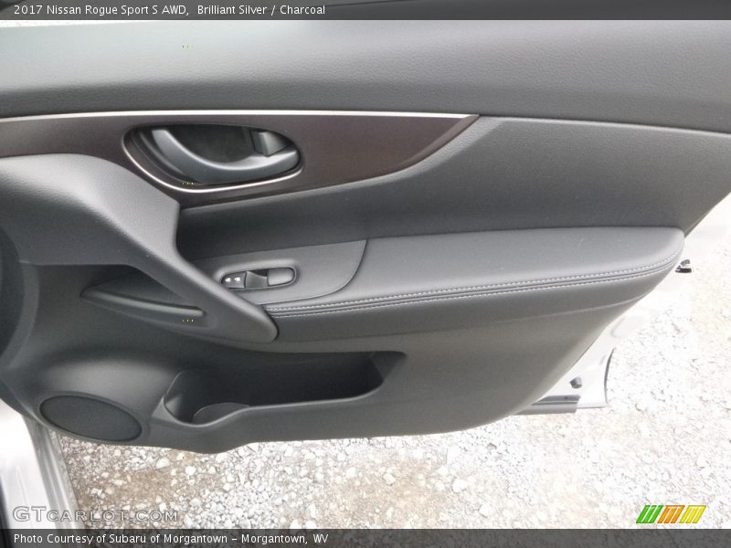 Brilliant Silver / Charcoal 2017 Nissan Rogue Sport S AWD