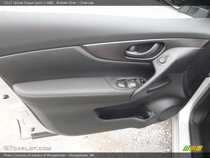 Brilliant Silver / Charcoal 2017 Nissan Rogue Sport S AWD