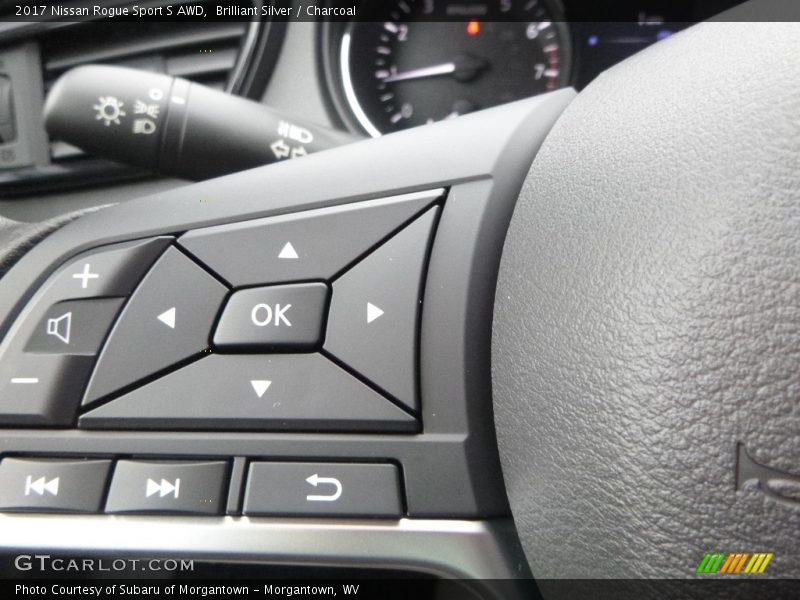 Brilliant Silver / Charcoal 2017 Nissan Rogue Sport S AWD