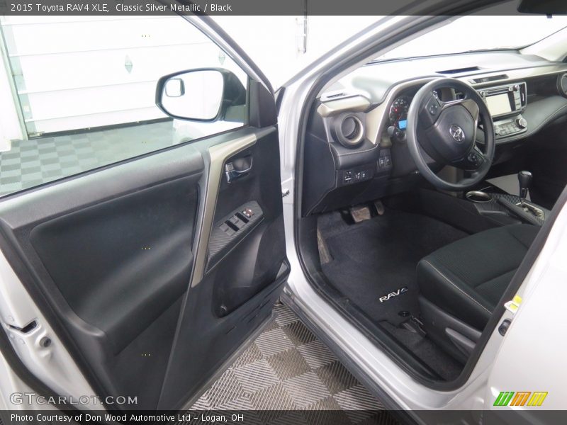 Classic Silver Metallic / Black 2015 Toyota RAV4 XLE