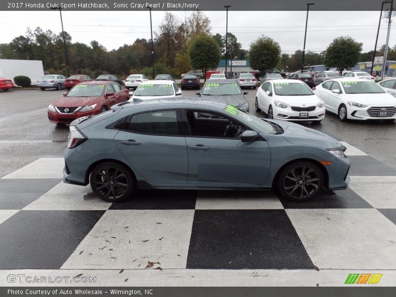 Sonic Gray Pearl / Black/Ivory 2017 Honda Civic Sport Hatchback