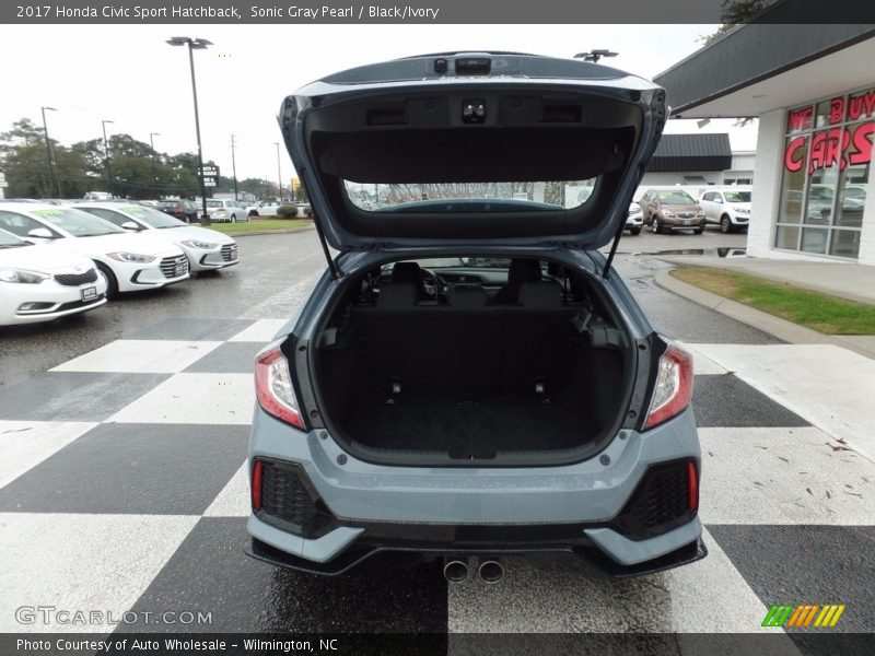 Sonic Gray Pearl / Black/Ivory 2017 Honda Civic Sport Hatchback