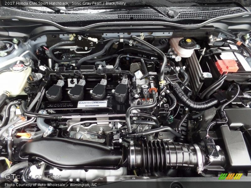 Sonic Gray Pearl / Black/Ivory 2017 Honda Civic Sport Hatchback