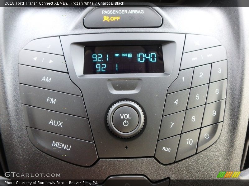 Frozen White / Charcoal Black 2018 Ford Transit Connect XL Van