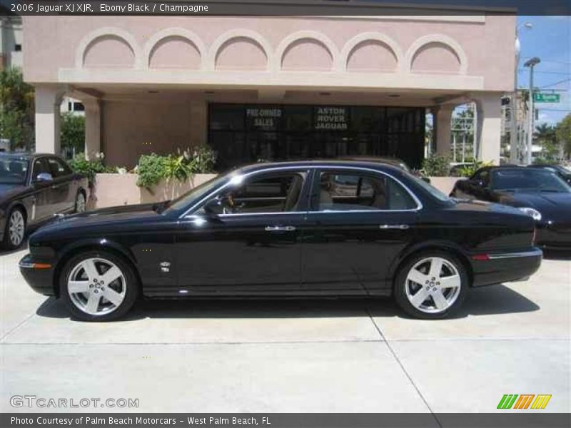 Ebony Black / Champagne 2006 Jaguar XJ XJR