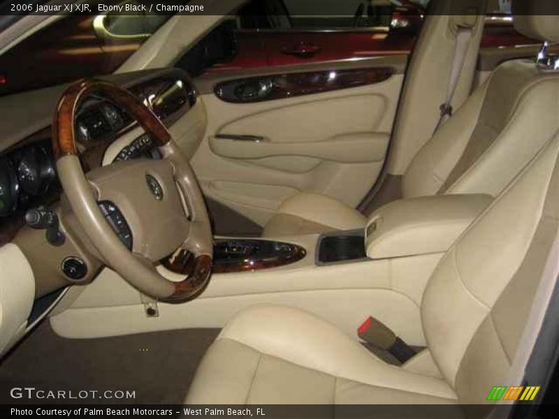 Ebony Black / Champagne 2006 Jaguar XJ XJR