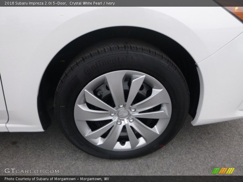 Crystal White Pearl / Ivory 2018 Subaru Impreza 2.0i 5-Door