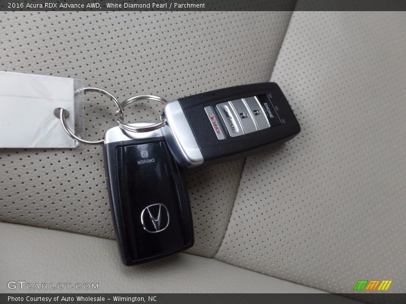 White Diamond Pearl / Parchment 2016 Acura RDX Advance AWD