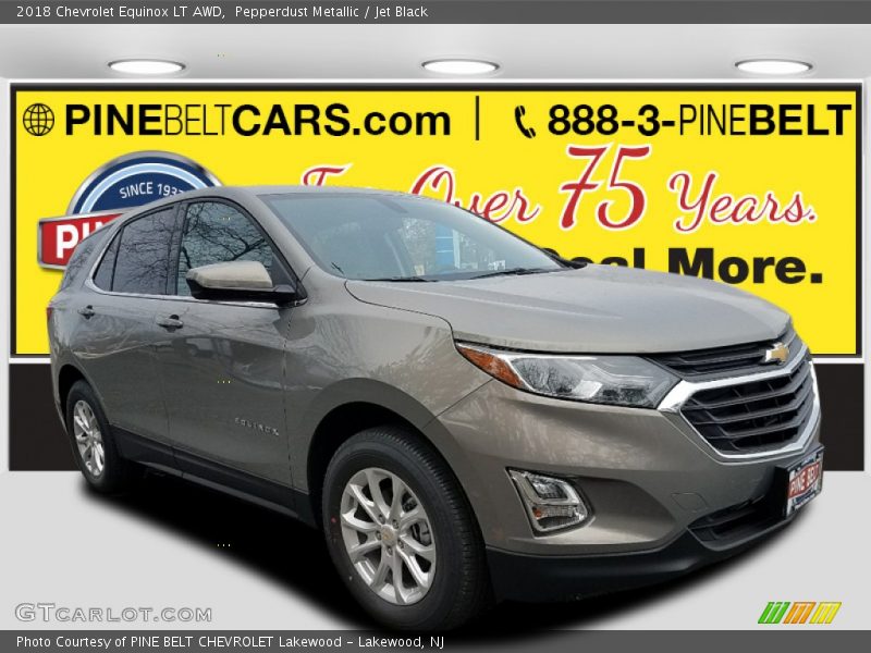 Pepperdust Metallic / Jet Black 2018 Chevrolet Equinox LT AWD