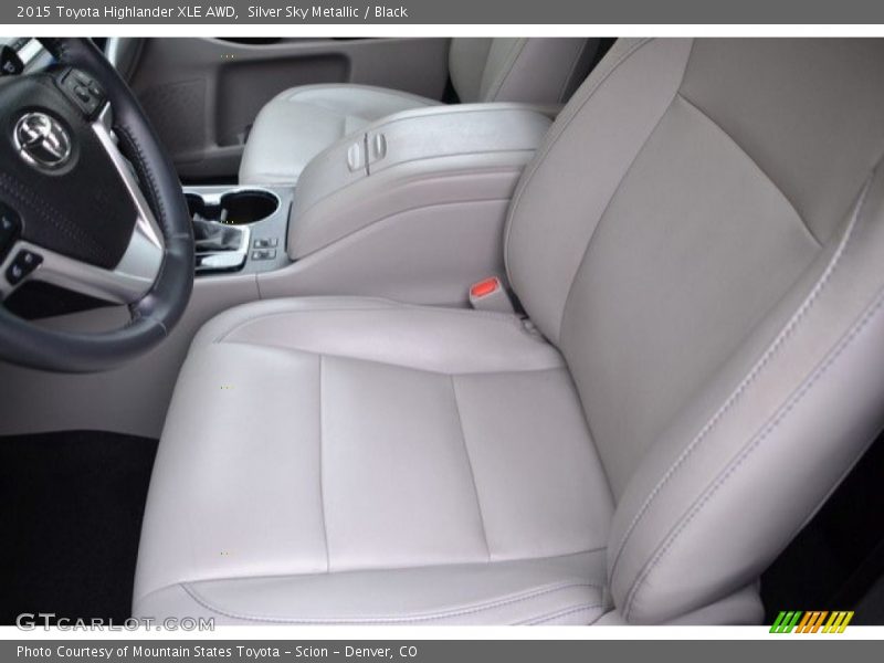 Silver Sky Metallic / Black 2015 Toyota Highlander XLE AWD