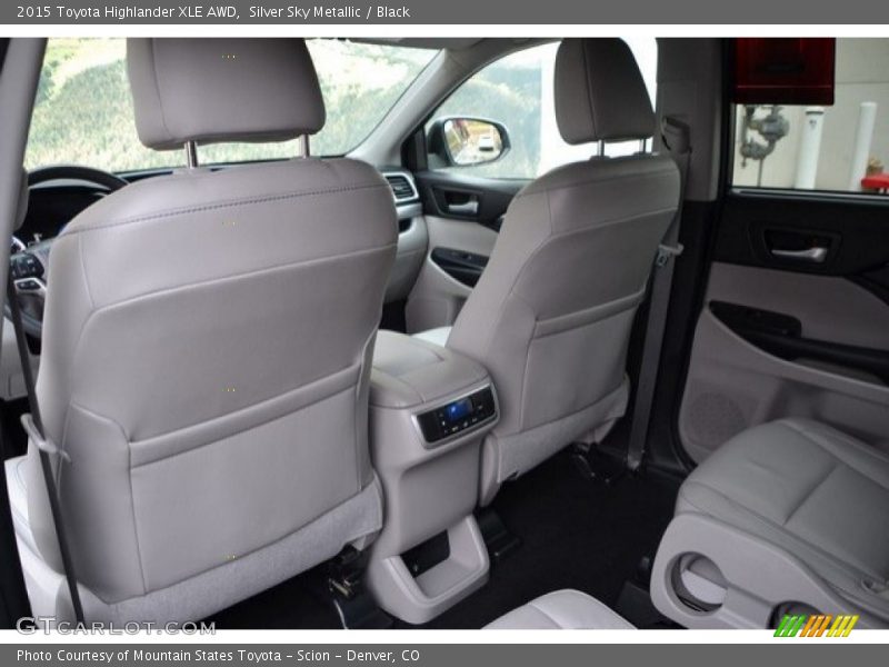 Silver Sky Metallic / Black 2015 Toyota Highlander XLE AWD