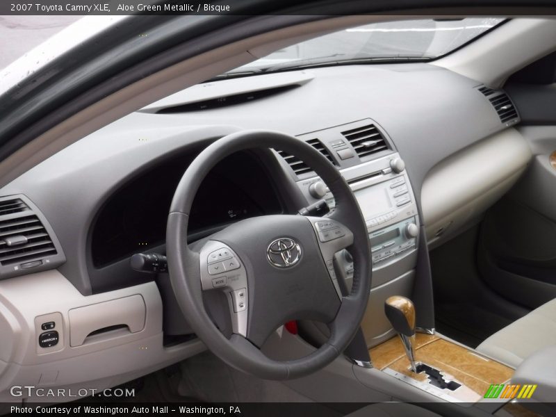 Aloe Green Metallic / Bisque 2007 Toyota Camry XLE