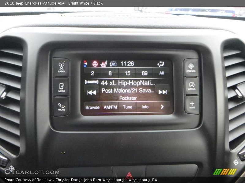 Bright White / Black 2018 Jeep Cherokee Altitude 4x4