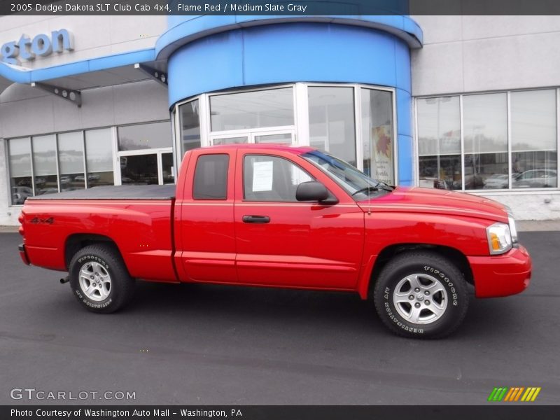 Flame Red / Medium Slate Gray 2005 Dodge Dakota SLT Club Cab 4x4
