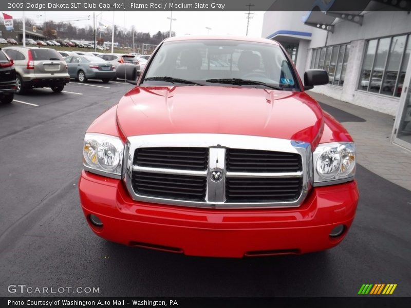 Flame Red / Medium Slate Gray 2005 Dodge Dakota SLT Club Cab 4x4