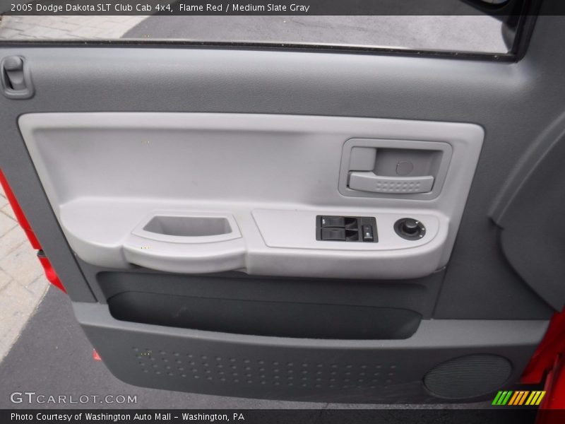 Flame Red / Medium Slate Gray 2005 Dodge Dakota SLT Club Cab 4x4
