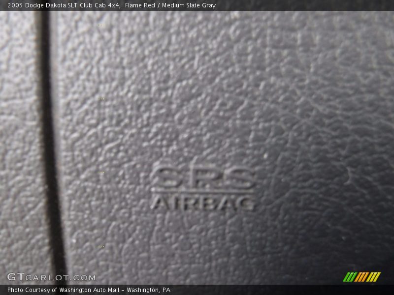 Flame Red / Medium Slate Gray 2005 Dodge Dakota SLT Club Cab 4x4
