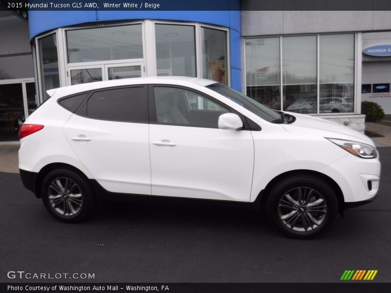 Winter White / Beige 2015 Hyundai Tucson GLS AWD