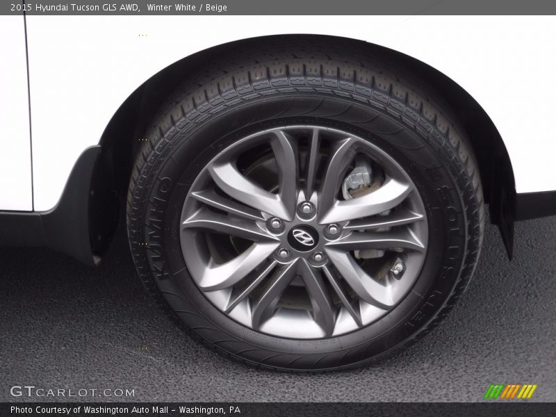 Winter White / Beige 2015 Hyundai Tucson GLS AWD