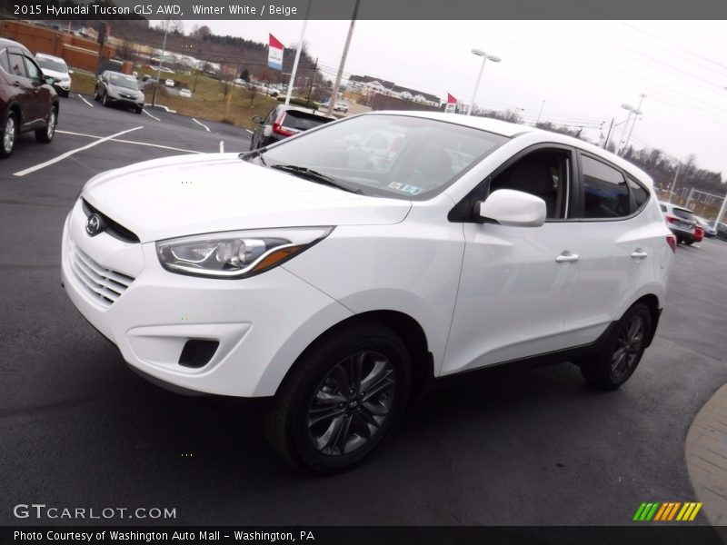 Winter White / Beige 2015 Hyundai Tucson GLS AWD