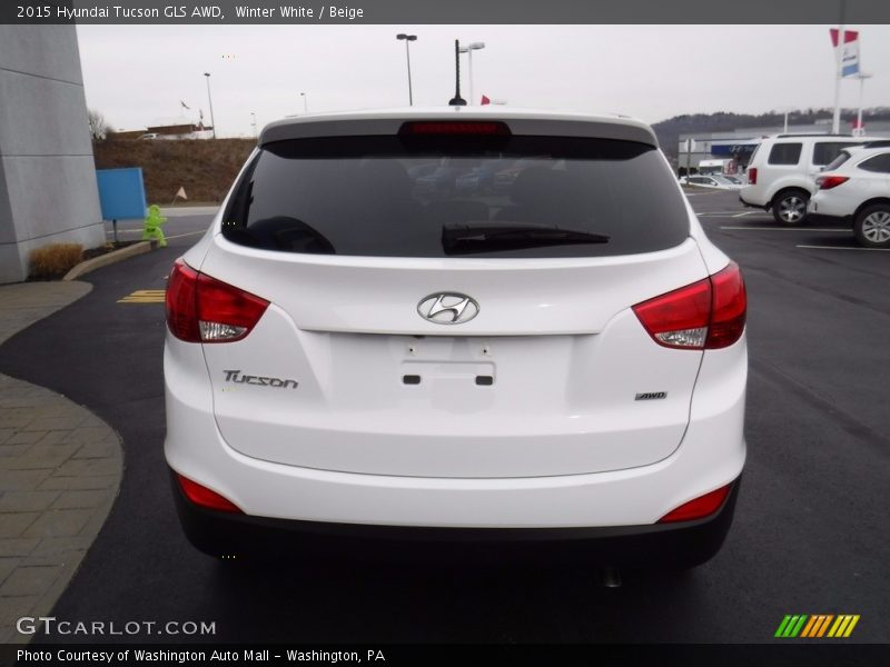 Winter White / Beige 2015 Hyundai Tucson GLS AWD