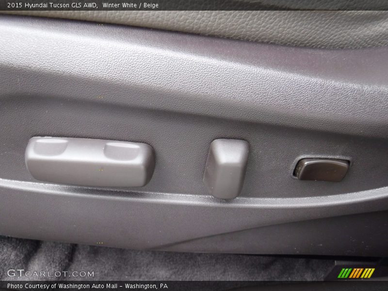 Winter White / Beige 2015 Hyundai Tucson GLS AWD