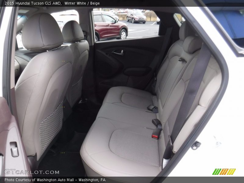 Winter White / Beige 2015 Hyundai Tucson GLS AWD