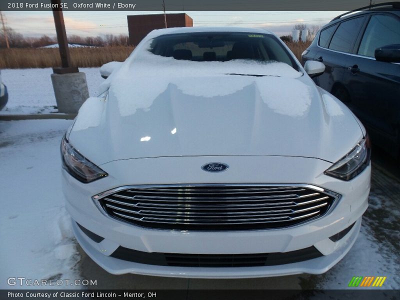 Oxford White / Ebony 2018 Ford Fusion SE