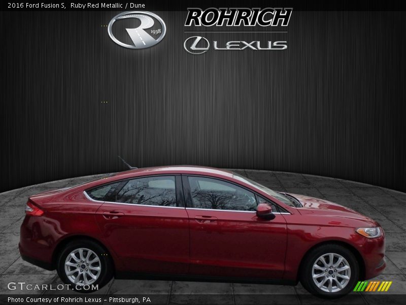 Ruby Red Metallic / Dune 2016 Ford Fusion S