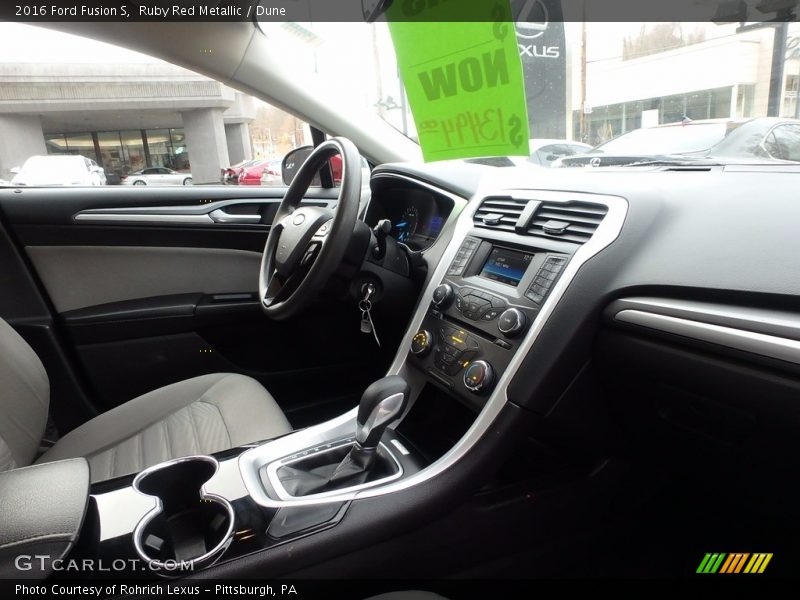 Ruby Red Metallic / Dune 2016 Ford Fusion S