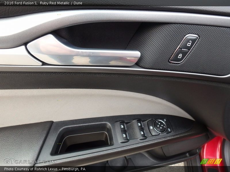 Ruby Red Metallic / Dune 2016 Ford Fusion S