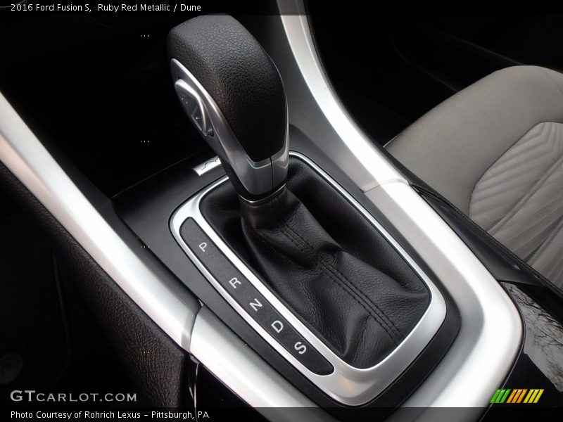 Ruby Red Metallic / Dune 2016 Ford Fusion S