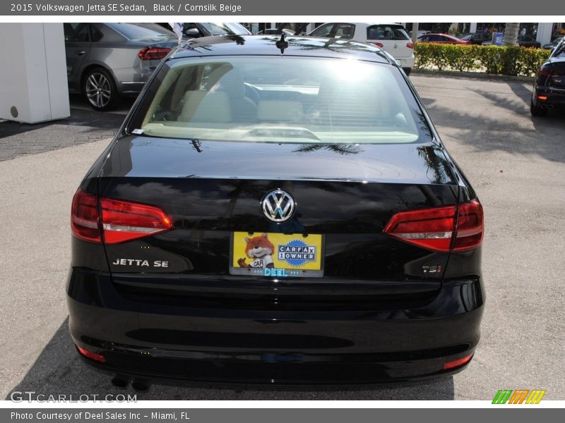 Black / Cornsilk Beige 2015 Volkswagen Jetta SE Sedan