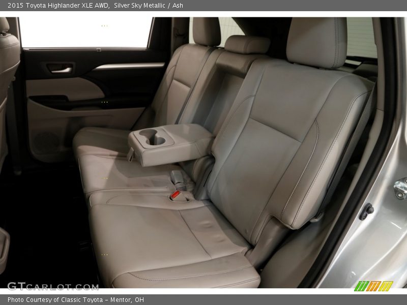 Silver Sky Metallic / Ash 2015 Toyota Highlander XLE AWD
