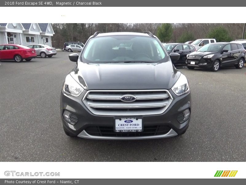 Magnetic / Charcoal Black 2018 Ford Escape SE 4WD