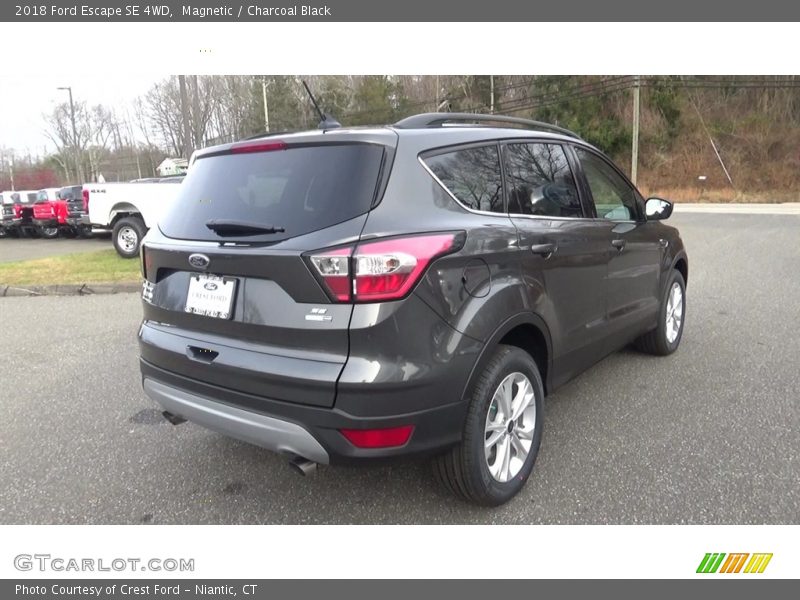 Magnetic / Charcoal Black 2018 Ford Escape SE 4WD