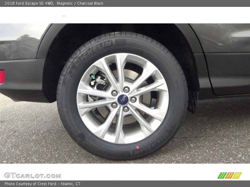Magnetic / Charcoal Black 2018 Ford Escape SE 4WD