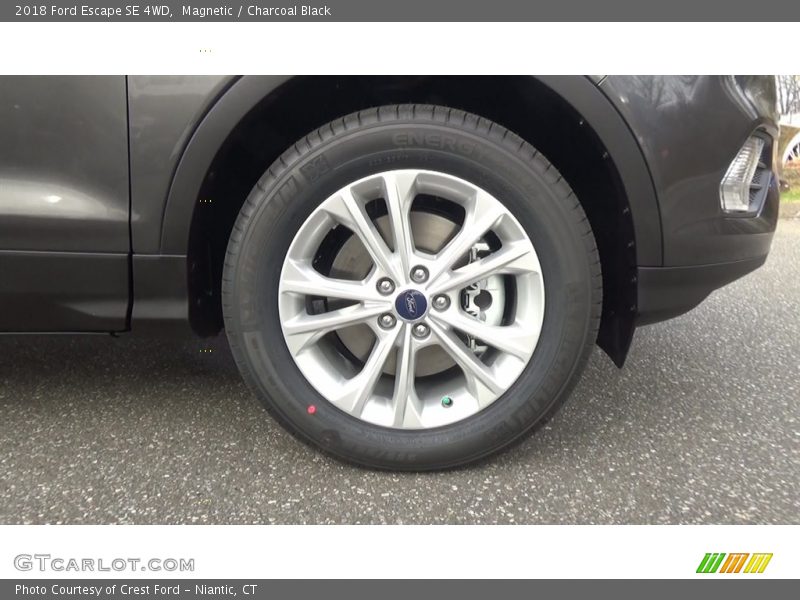 Magnetic / Charcoal Black 2018 Ford Escape SE 4WD