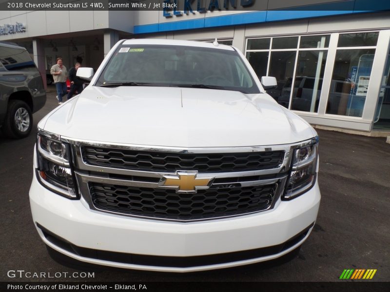 Summit White / Jet Black 2018 Chevrolet Suburban LS 4WD